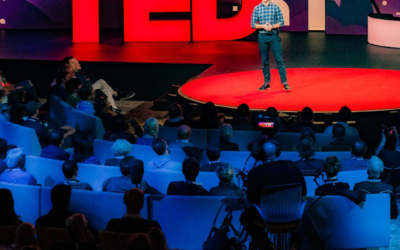 Public Speaking e Teatro: La potente alchimia tra le arti dell’espressione